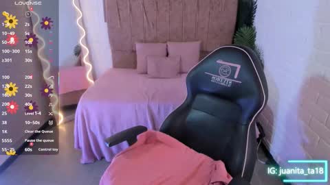 JUANITA online show from 18, 12, 2025