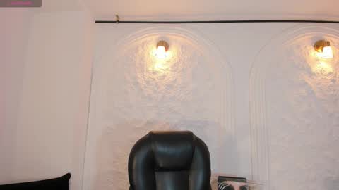 Juanita Clay online show from 9, 1, 2026