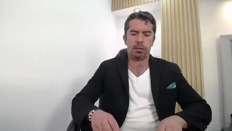 Juan k online show from 8, 5, 2026