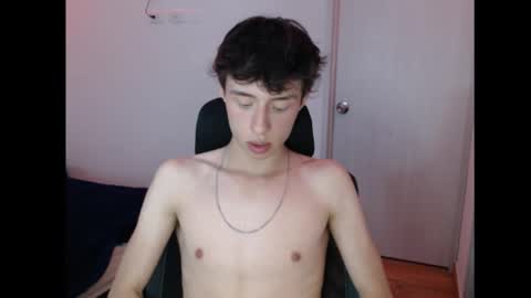 Snapshot of juanmres chatting on 6, 11, 2025 juanmres online show from 6, 11, 2025