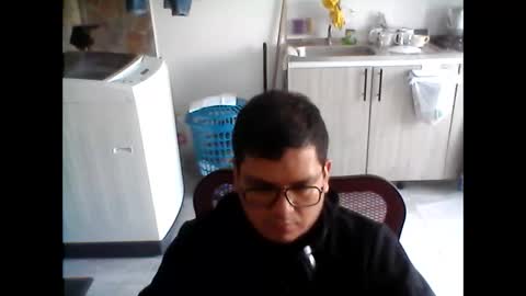 Snapshot of juanpeter10 chatting on 13, 3, 2026 BruceWayne online show from 13, 3, 2026