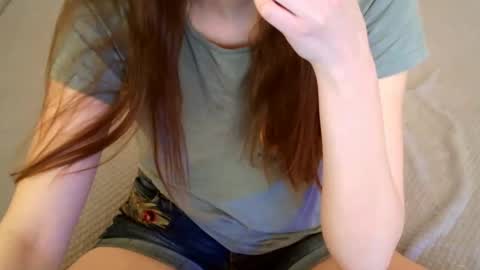 Snapshot of juicetalia chatting on 19, 2, 2025 JuiceTalia online show from 19, 2, 2025