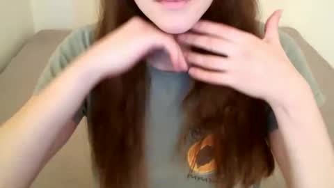 Snapshot of juicetalia chatting on 10, 3, 2025 JuiceTalia online show from 10, 3, 2025