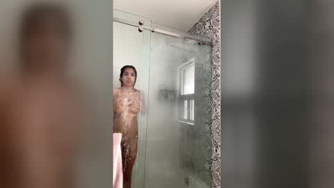 Juicy online show from 3, 2, 2026