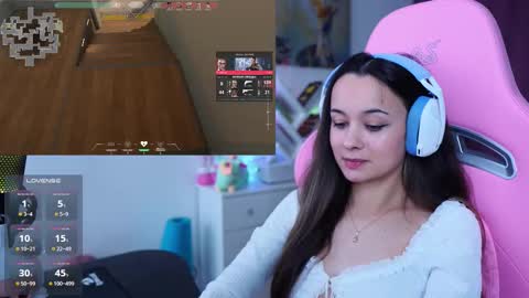 Snapshot of juicy___angel chatting on 18, 11, 2025 Angelina online show from 18, 11, 2025