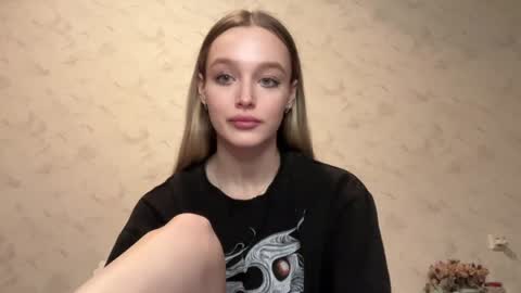 Snapshot of juicy_angels chatting on 13, 12, 2024 alexa online show from 13, 12, 2024