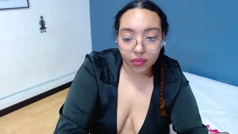 juicy_bignipples18 online show from 14, 12, 2024