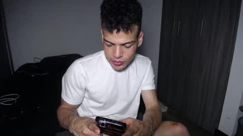 Snapshot of juicy_boy22 chatting on 25, 9, 2025 Miguel online show from 25, 9, 2025