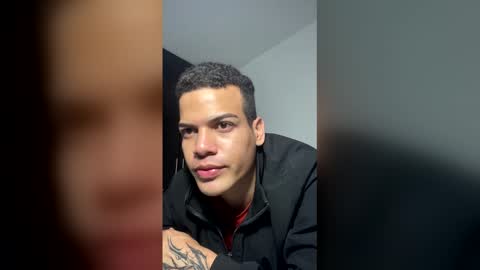 Snapshot of juicy_boy22 chatting on 5, 3, 2026 Miguel online show from 5, 3, 2026