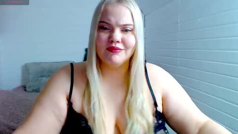 Snapshot of juicy_diana chatting on 19, 1, 2026 Diana For friends simple Di online show from 19, 1, 2026