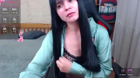 juicy_jesss online show from 5, 12, 2025