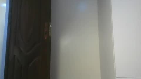 Juicey lovely online show from 4, 2, 2026