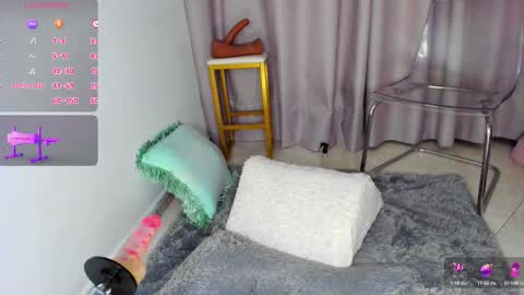 Snapshot of juicy_sky chatting on 19, 9, 2025 Your Paradise online show from 19, 9, 2025