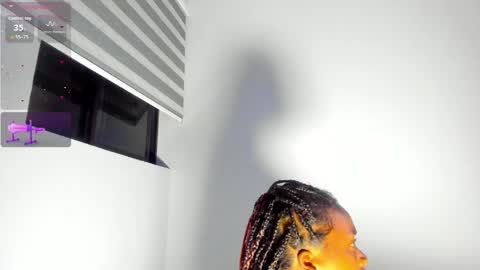 Snapshot of juicy_sky chatting on 20, 4, 2026 Your Paradise online show from 20, 4, 2026