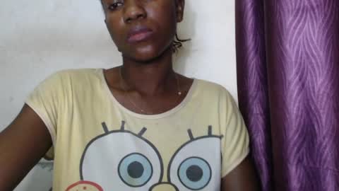 Snapshot of juicyberryx chatting on 30, 6, 2026 queen online show from 30, 6, 2026