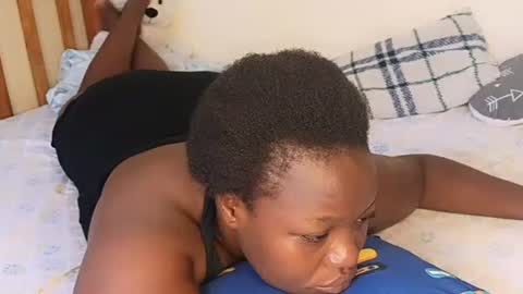 Snapshot of juicybooty_001 chatting on 6, 2, 2026 Sweetass online show from 6, 2, 2026