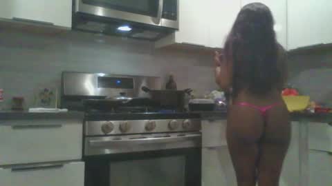 Snapshot of juicyexotic chatting on 21, 11, 2025 JuicyExotic online show from 21, 11, 2025