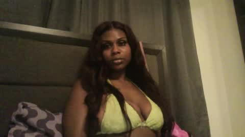 Snapshot of juicyexotic chatting on 22, 11, 2025 JuicyExotic online show from 22, 11, 2025