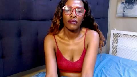 Miss Kay online show from 16, 12, 2025