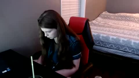 Snapshot of juicymomma1223 chatting on 1, 1, 2025 juicymomma1223 online show from 1, 1, 2025