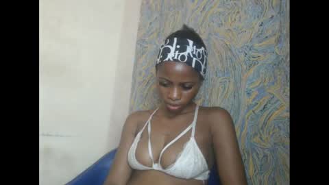 juicypiexx online show from 18, 2, 2025