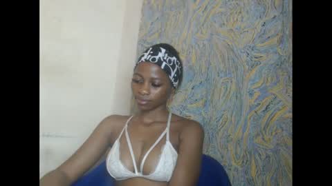 juicypiexx online show from 18, 2, 2025