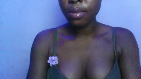 juicyyxboobs online show from 8, 5, 2026
