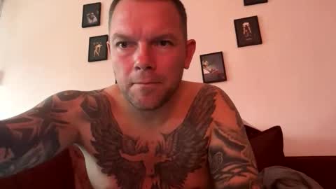 Snapshot of julemanddenmark chatting on 23, 10, 2025 julemanddenmark online show from 23, 10, 2025