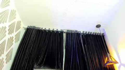 Julees online show from 28, 2, 2025