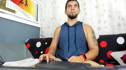 Snapshot of juleslake2 chatting on 22, 11, 2025 juleslake2 online show from 22, 11, 2025