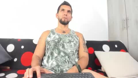 Snapshot of juleslake2 chatting on 2, 12, 2025 juleslake2 online show from 2, 12, 2025