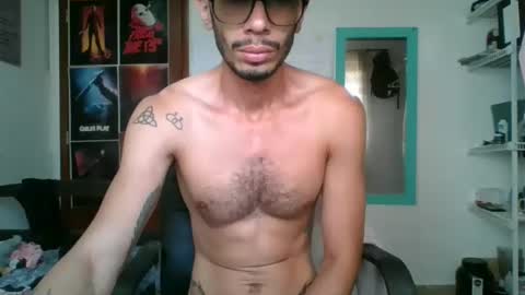 Julfigo online show from 6, 1, 2025