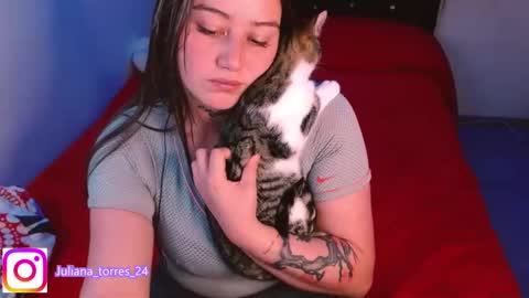  Juliana Torres  online show from 6, 1, 2025