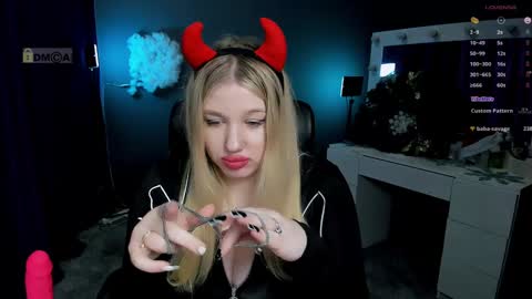 juli kisss online show from 15, 1, 2025