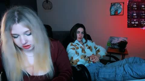 juli kisss online show from 28, 1, 2025