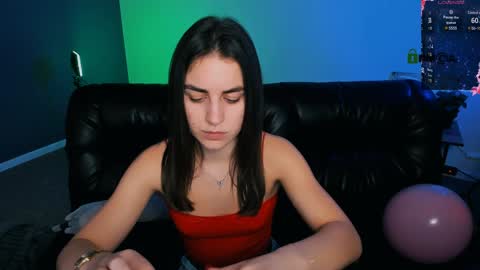 juli kisss online show from 30, 1, 2025