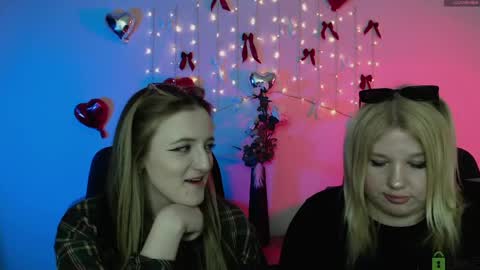 juli kisss online show from 28, 4, 2026