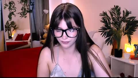 julia485262 online show from 12, 6, 2026