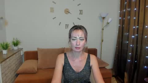 julia__cherry_ online show from 24, 12, 2024