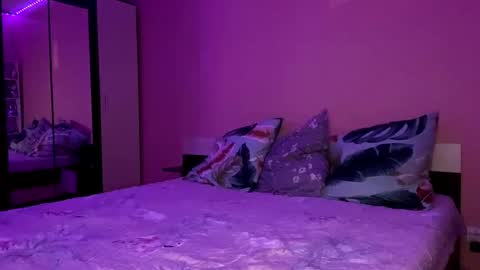 julia_charm online show from 26, 3, 2026