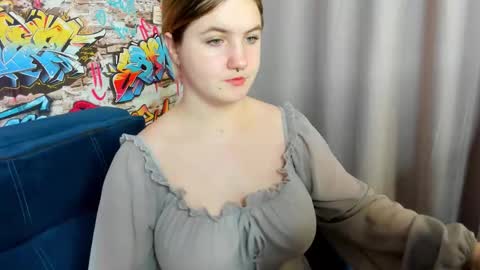 Julia Jips online show from 14, 10, 2025