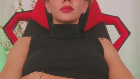 Snapshot of julia_roberts420 chatting on 22, 12, 2024 Julia Schedule 10 pm to 4 am GTM-5 online show from 22, 12, 2024