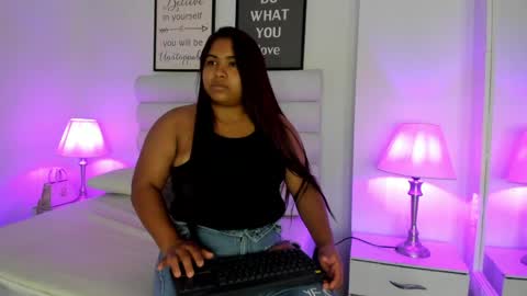 Snapshot of julia_sanchez chatting on 4, 6, 2026 julia_sanchez online show from 4, 6, 2026