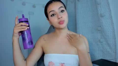 Snapshot of julia_strauns chatting on 27, 1, 2025 julia_strauns online show from 27, 1, 2025