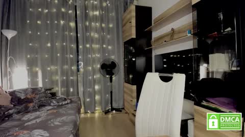 Snapshot of julia_t_mog chatting on 13, 10, 2025 julia_t_mog online show from 13, 10, 2025