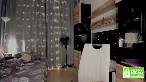 Snapshot of julia_t_mog chatting on 17, 10, 2025 julia_t_mog online show from 17, 10, 2025