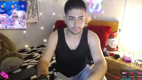 Snapshot of julian1225_ chatting on 10, 12, 2024 Julian online show from 10, 12, 2024