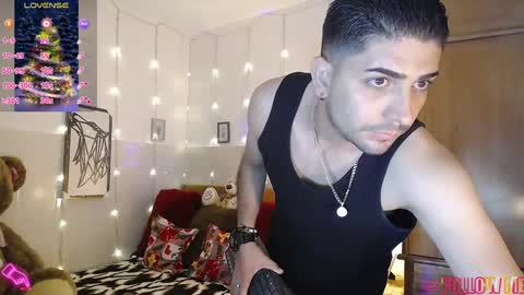 Snapshot of julian1225_ chatting on 10, 12, 2024 Julian online show from 10, 12, 2024