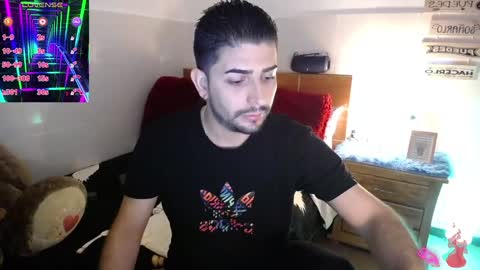 Snapshot of julian1225_ chatting on 23, 1, 2025 Julian online show from 23, 1, 2025