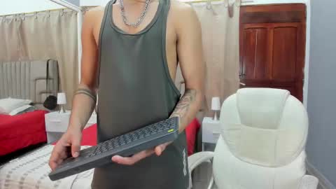 julian billy online show from 31, 1, 2025